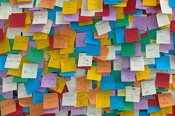 Post-Its-pexels-vanessa-riecke-492151-30592638-600