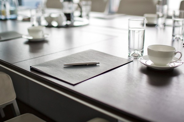 iStock-164852061-boardroom-600