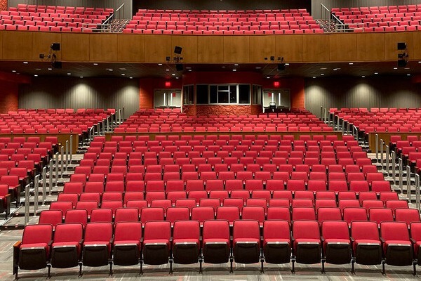 pexels-hussain-haqq-262050061-Sm